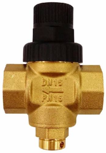 Регулятор давления лат. 1/2" Benarmo